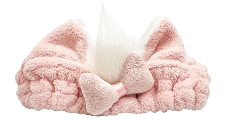 fashionable-headband-keeps-hair-out-of-the-face-product