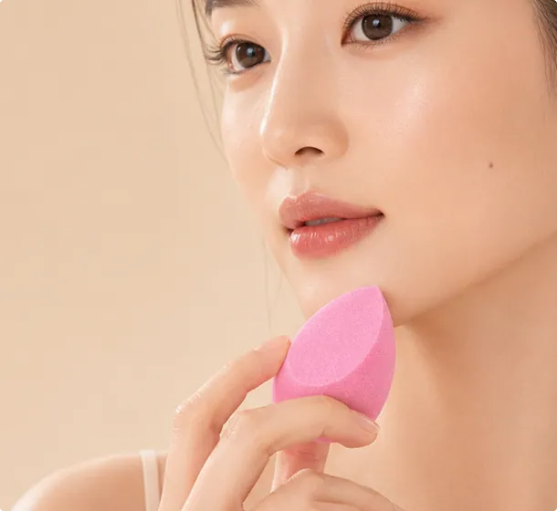 soft-elastic-beauty-blender-for-seamless-blending-instructions